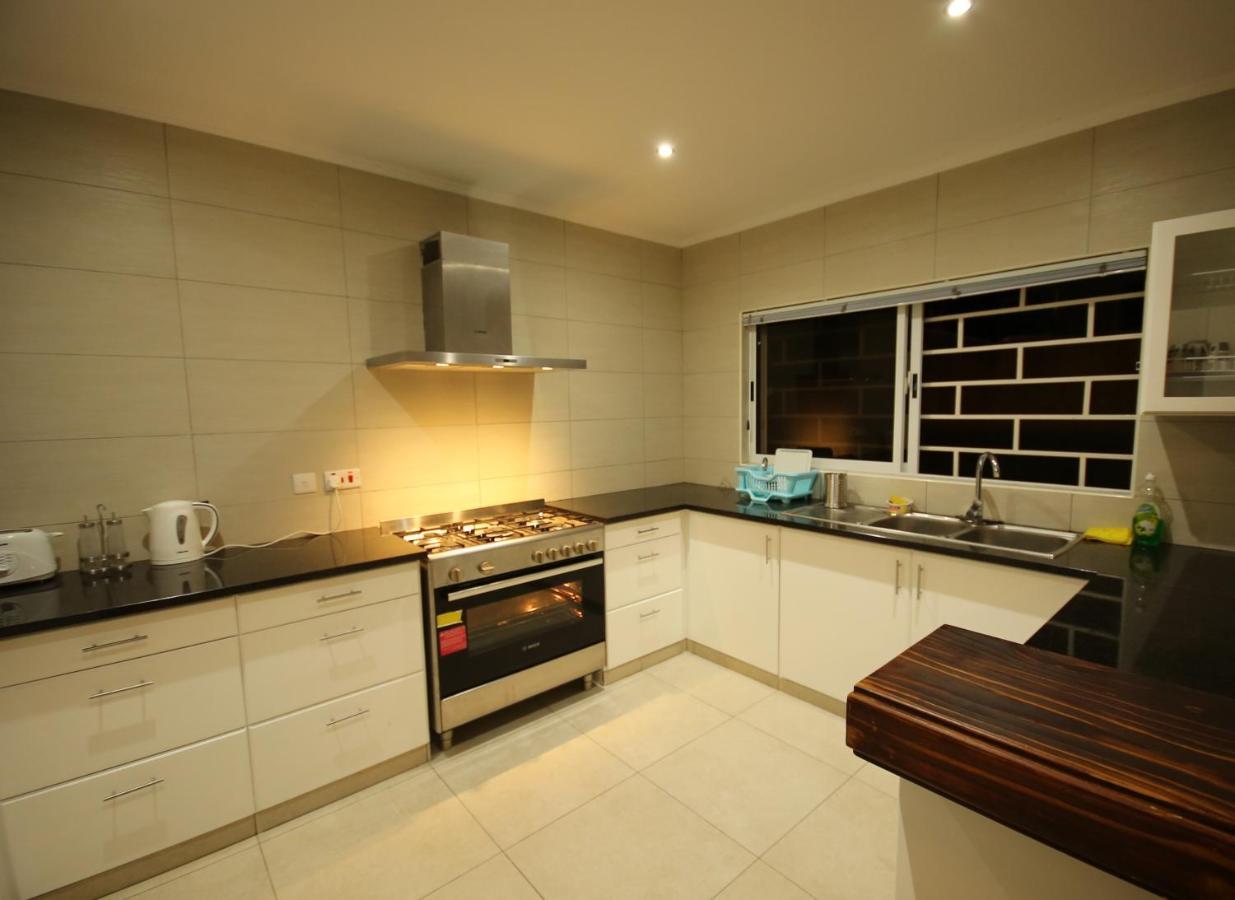 Riverside Residence - Beau Vallon 보발롱 외부 사진
