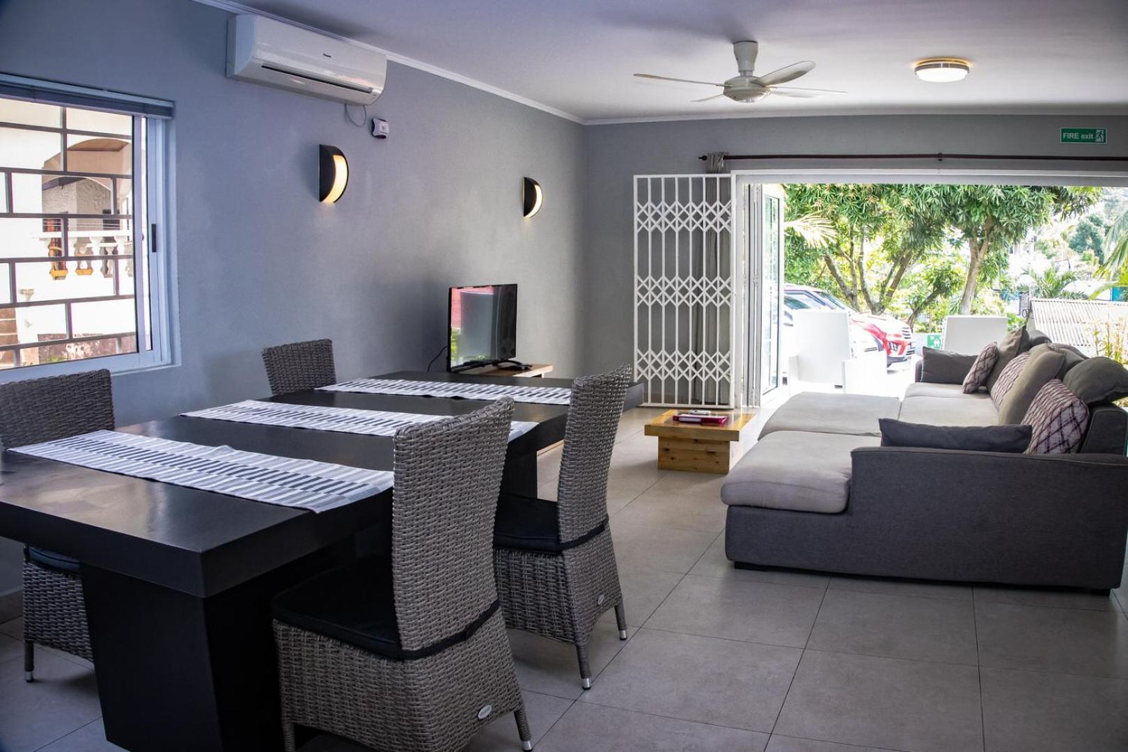 Riverside Residence - Beau Vallon 보발롱 외부 사진